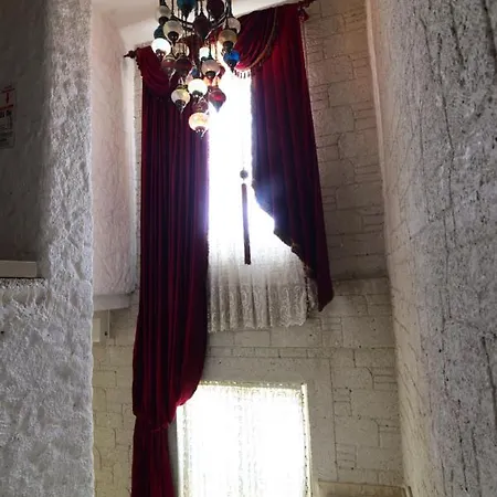 My Adress Butik فندق ألاتشاتي