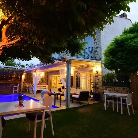فندق My Adress Butik ألاتشاتي